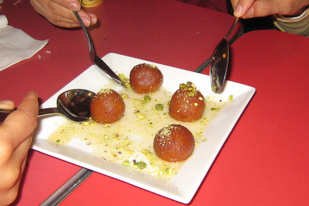 Il Gulab Jamun: il dolce che profuma d’India